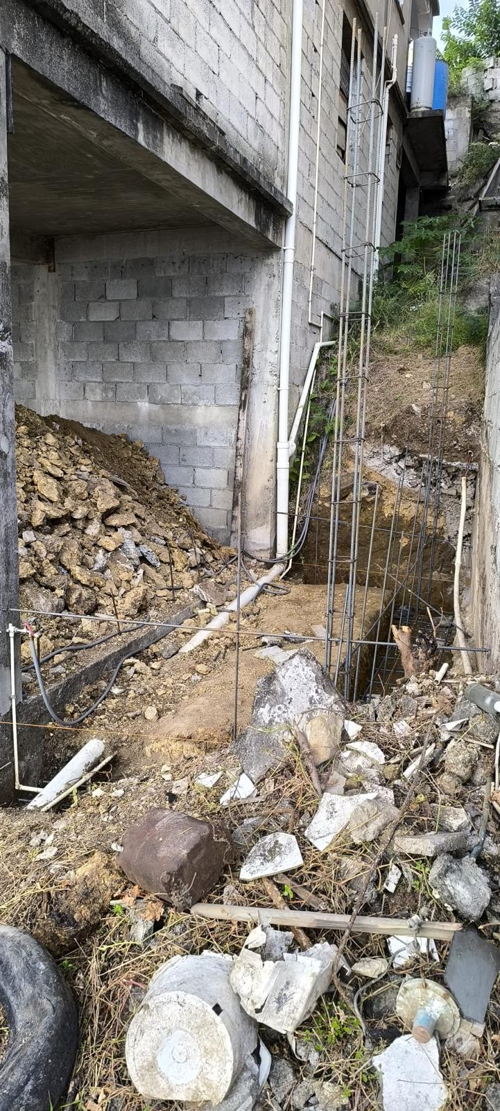 Concrete column pour